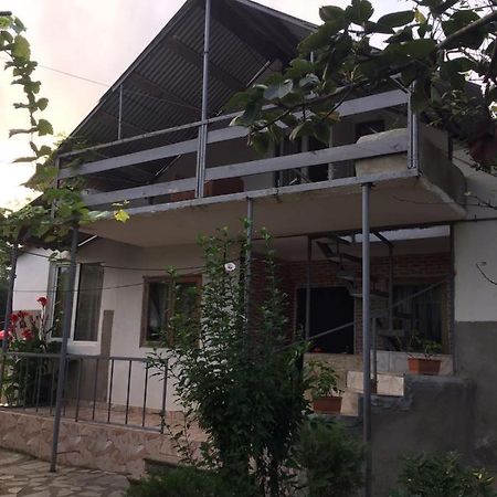 Mera Hostel Partskhanaqanevi Bagian luar foto