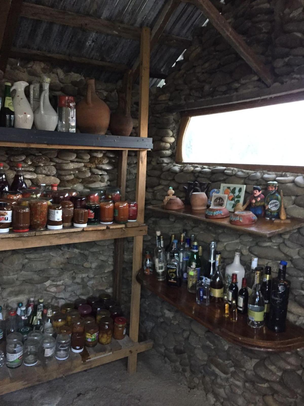Mera Hostel Partskhanaqanevi Bagian luar foto