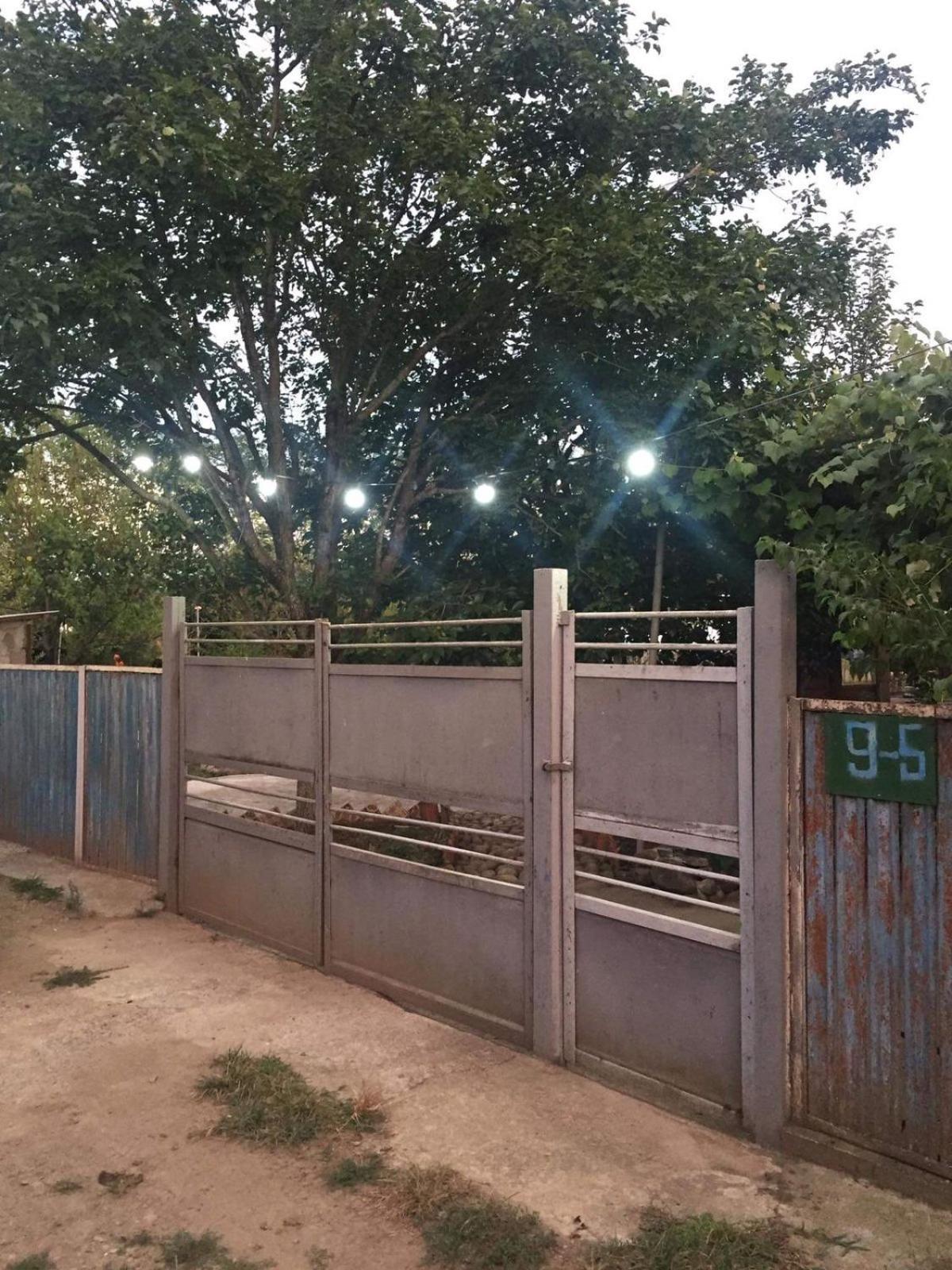 Mera Hostel Partskhanaqanevi Bagian luar foto