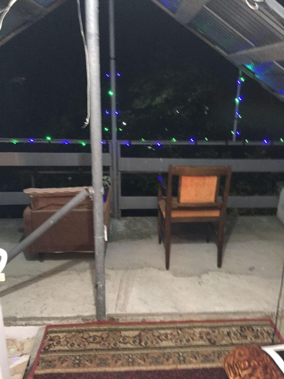 Mera Hostel Partskhanaqanevi Bagian luar foto